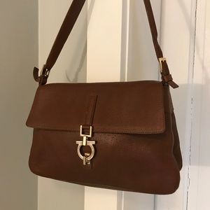 Beautiful - like new - Ferragamo purse!